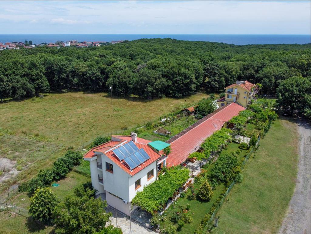 Вила Сириус Sinemorec Exteriér fotografie